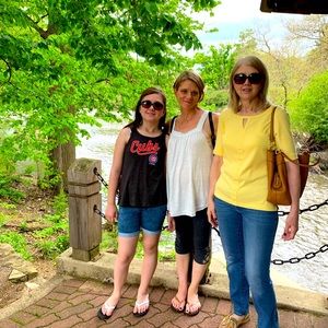 Meet your Posher, Nikki